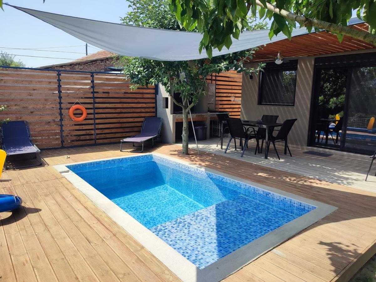 Mosquito Luxury Studio 케라모티 외부 사진